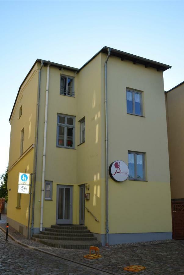 Pension Am Pferdemarkt Güstrow المظهر الخارجي الصورة